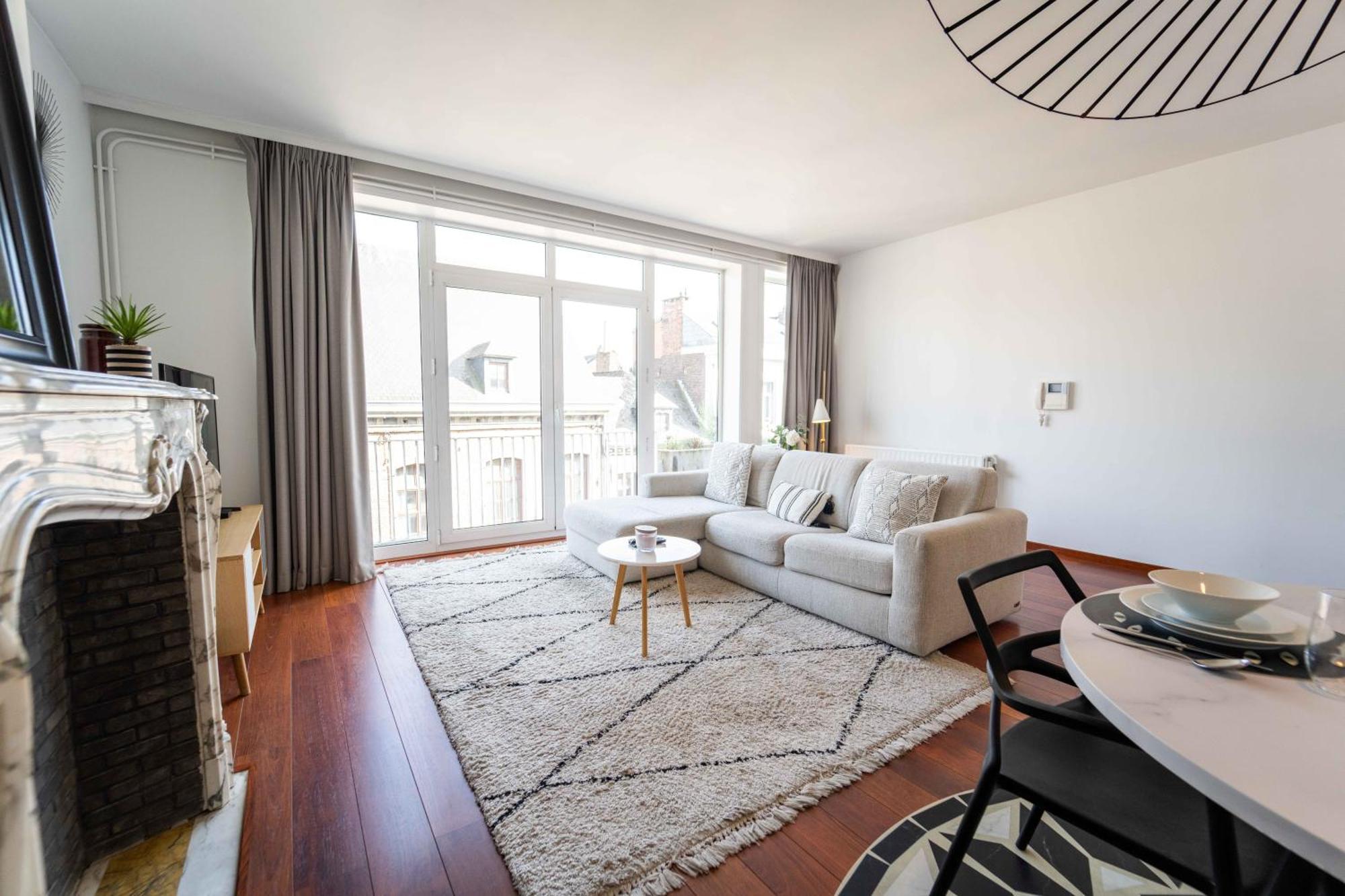 Luxury Apart' Mons City Center With Terrace Apartment Bagian luar foto
