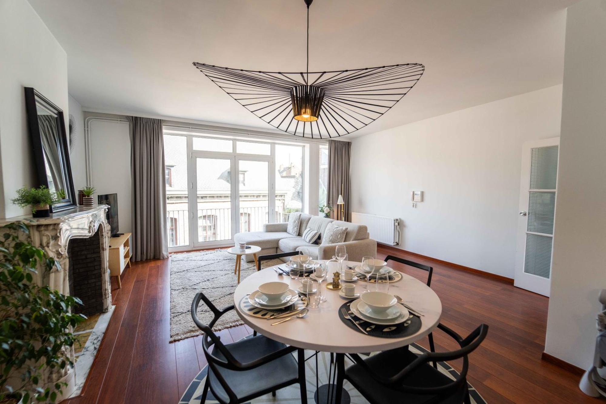 Luxury Apart' Mons City Center With Terrace Apartment Bagian luar foto